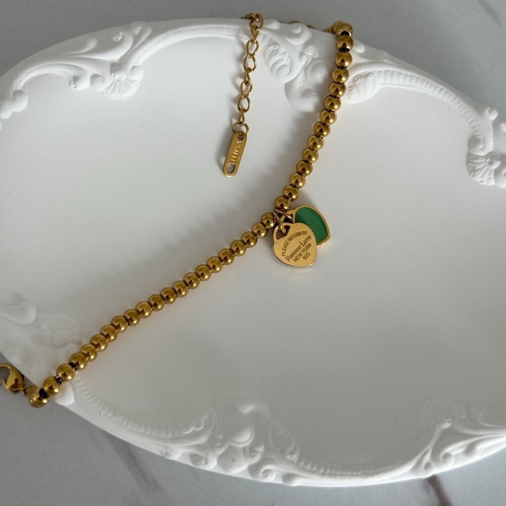 Sku:0246 Retro Gold bracelet gold heart green heart material‎ stainless steel